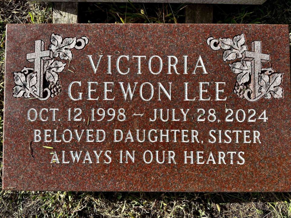 Geewon Lee flat granite memorial red granite polished top ridgewood nj